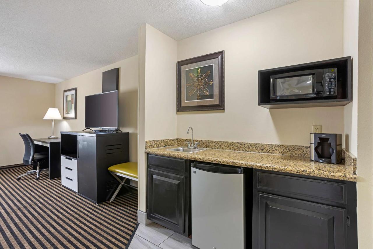 Best Western Plus Searcy Inn Exterior photo